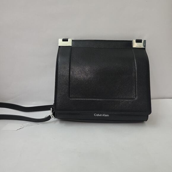 Calvin Klein Palm Black Double Compartment Crossbody Messenger Bag NWOT - Picture 2 of 11